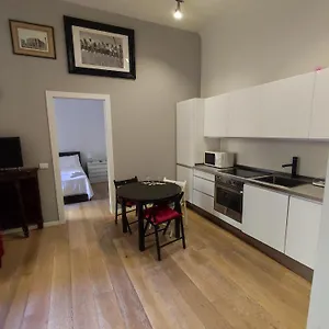Apartment Maria Homes -vitruvio 42, Milan